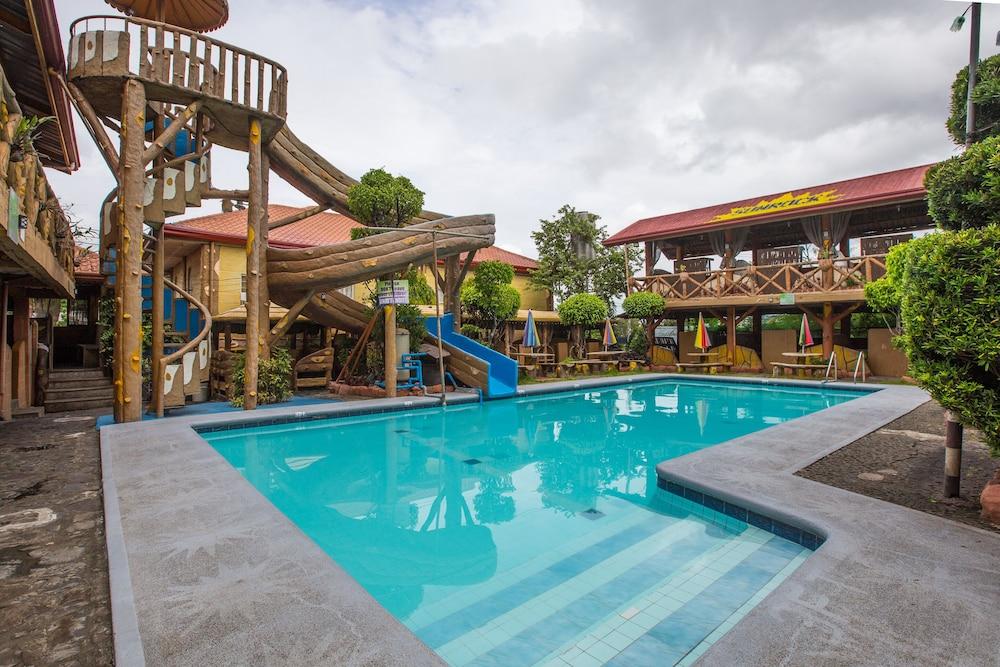 Sunrock Resort by Oyo Rooms in Calabarzon-region