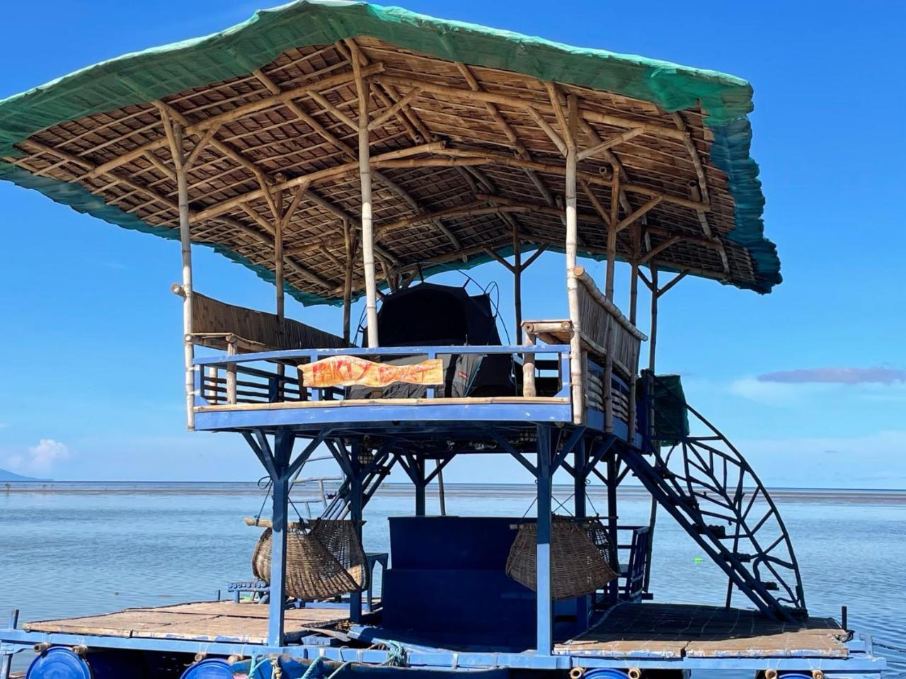 Bamboo Nest Beachfront