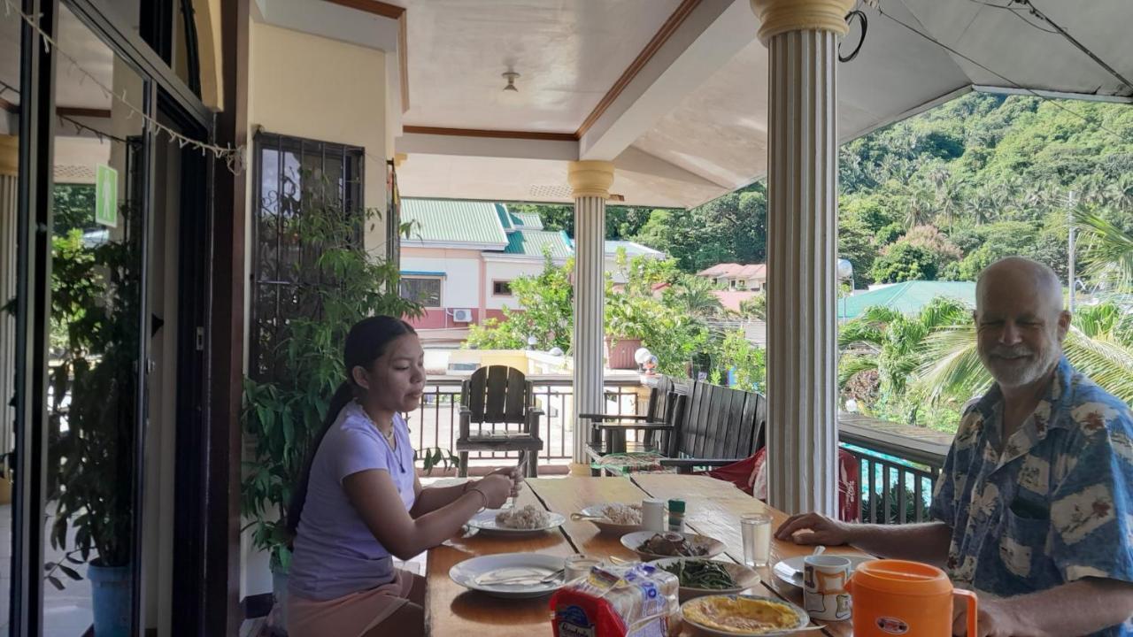 Riverside at Aninuan Accommodation and Food