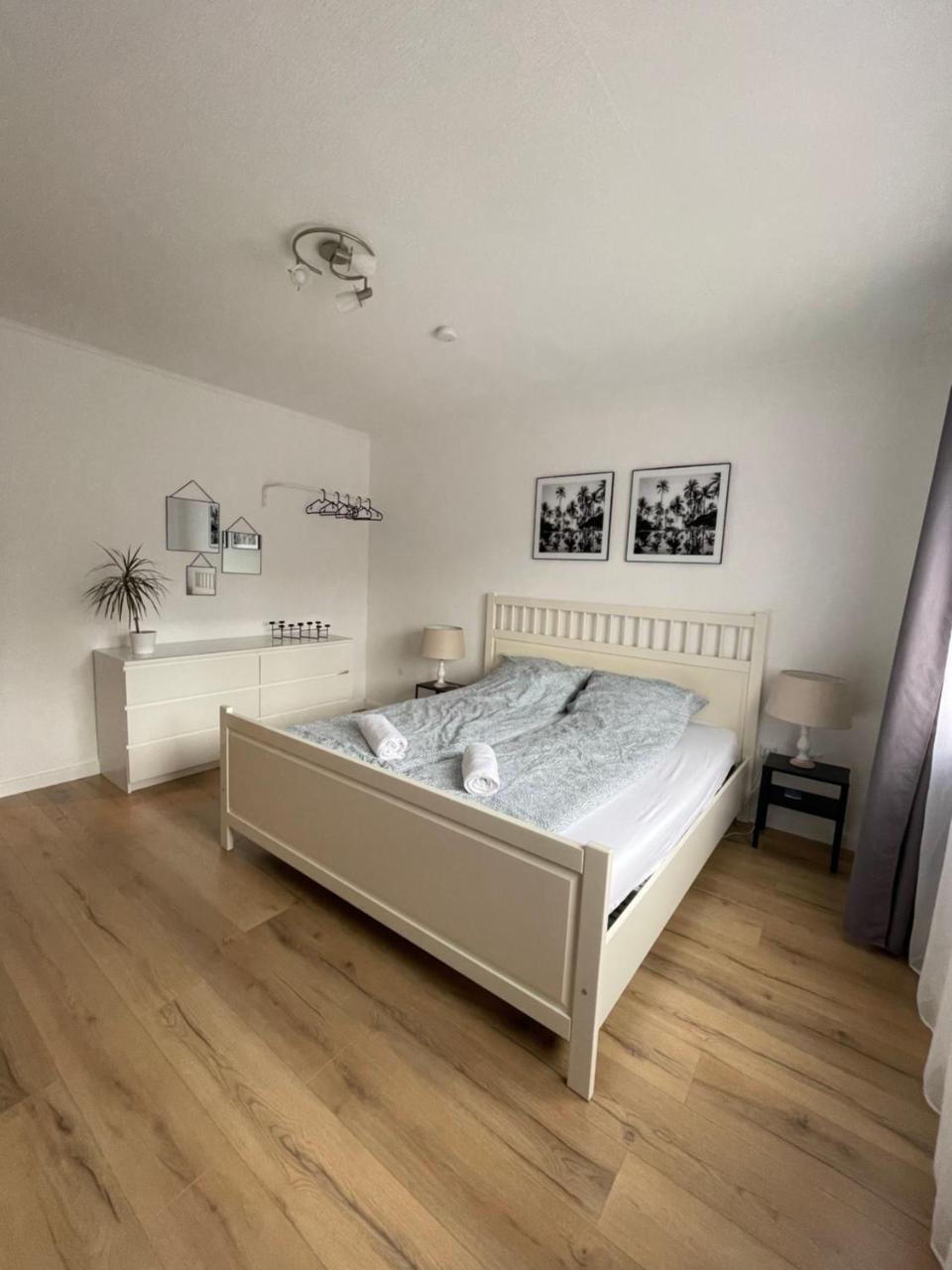 Moderne, Helle Wohnung Mit Terasse 15min Bis Ob Centro, Klimaanlage em Dinslaken