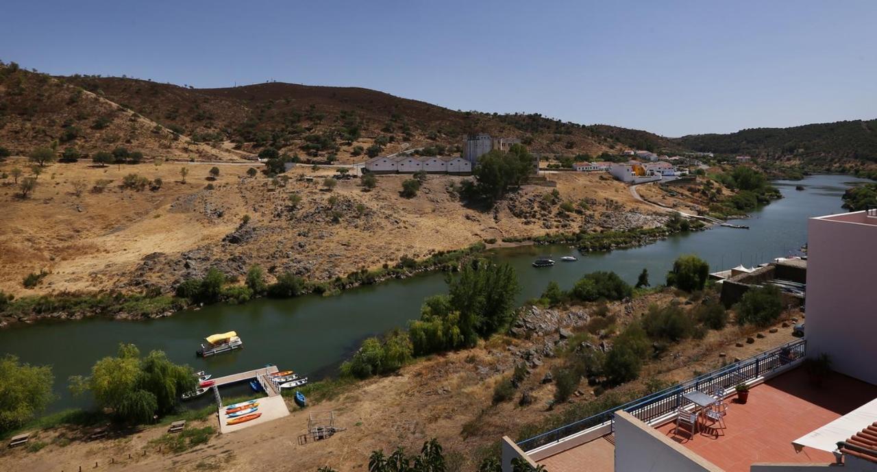 Alojamentos Oasis em Mertola