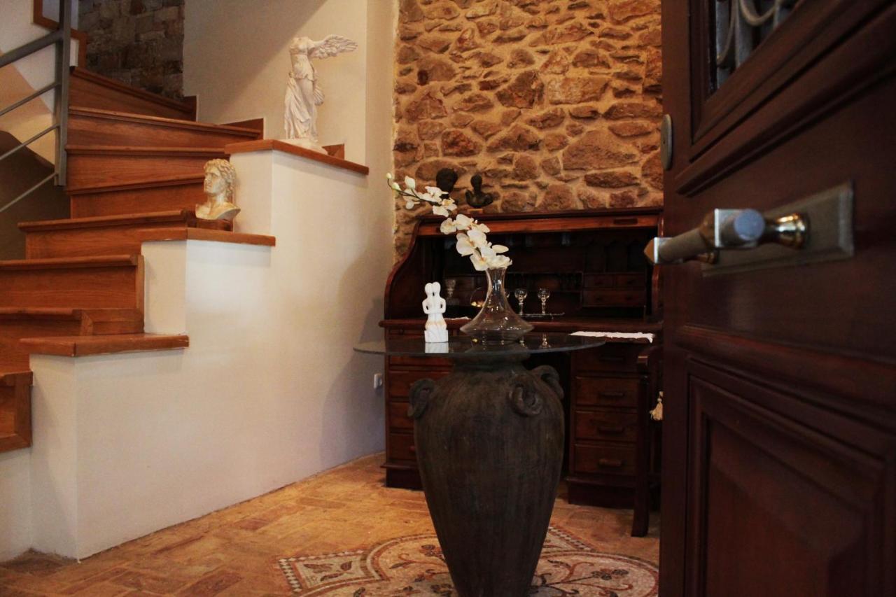Artistic Villa 