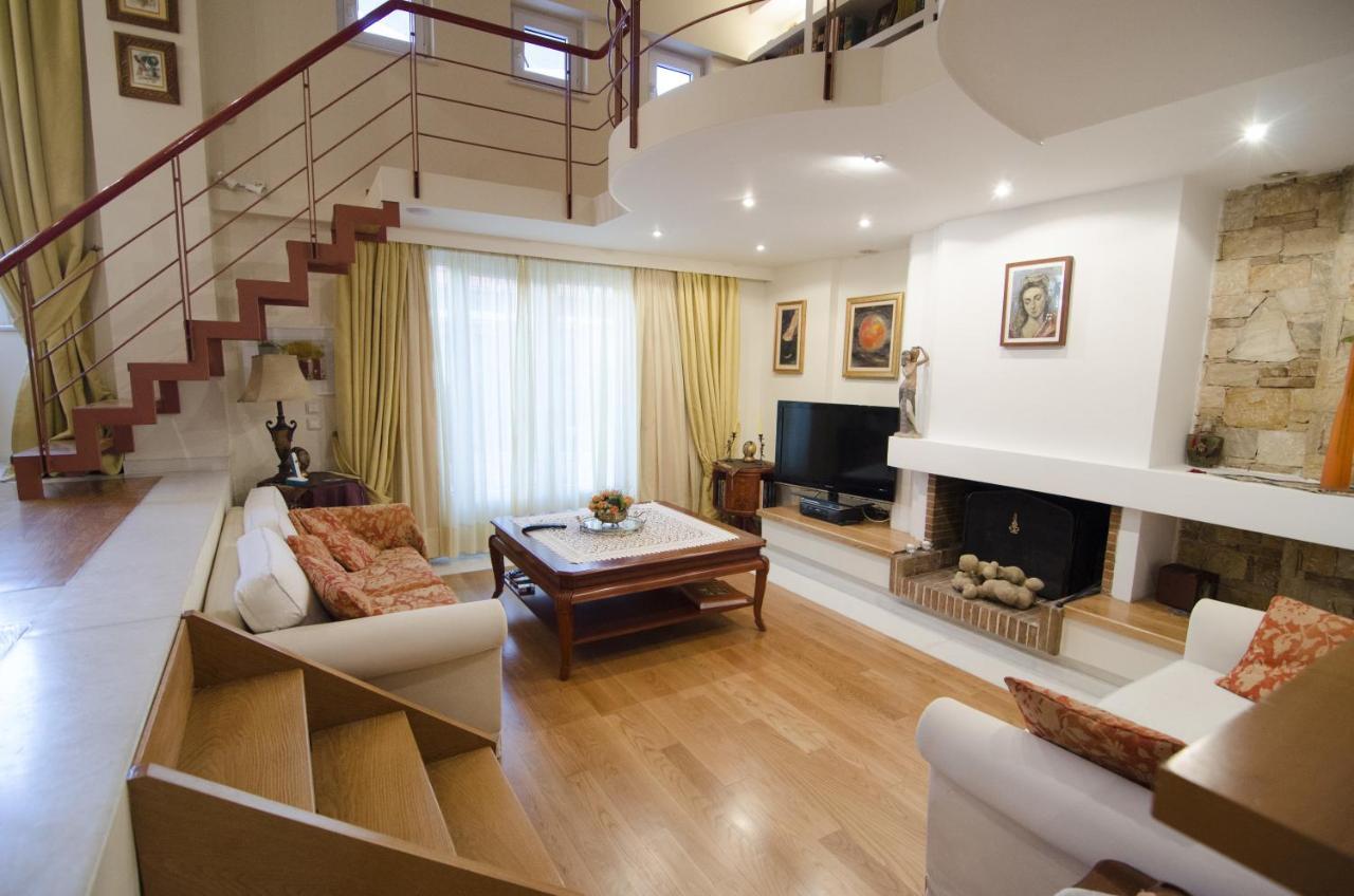 Artistic Villa 