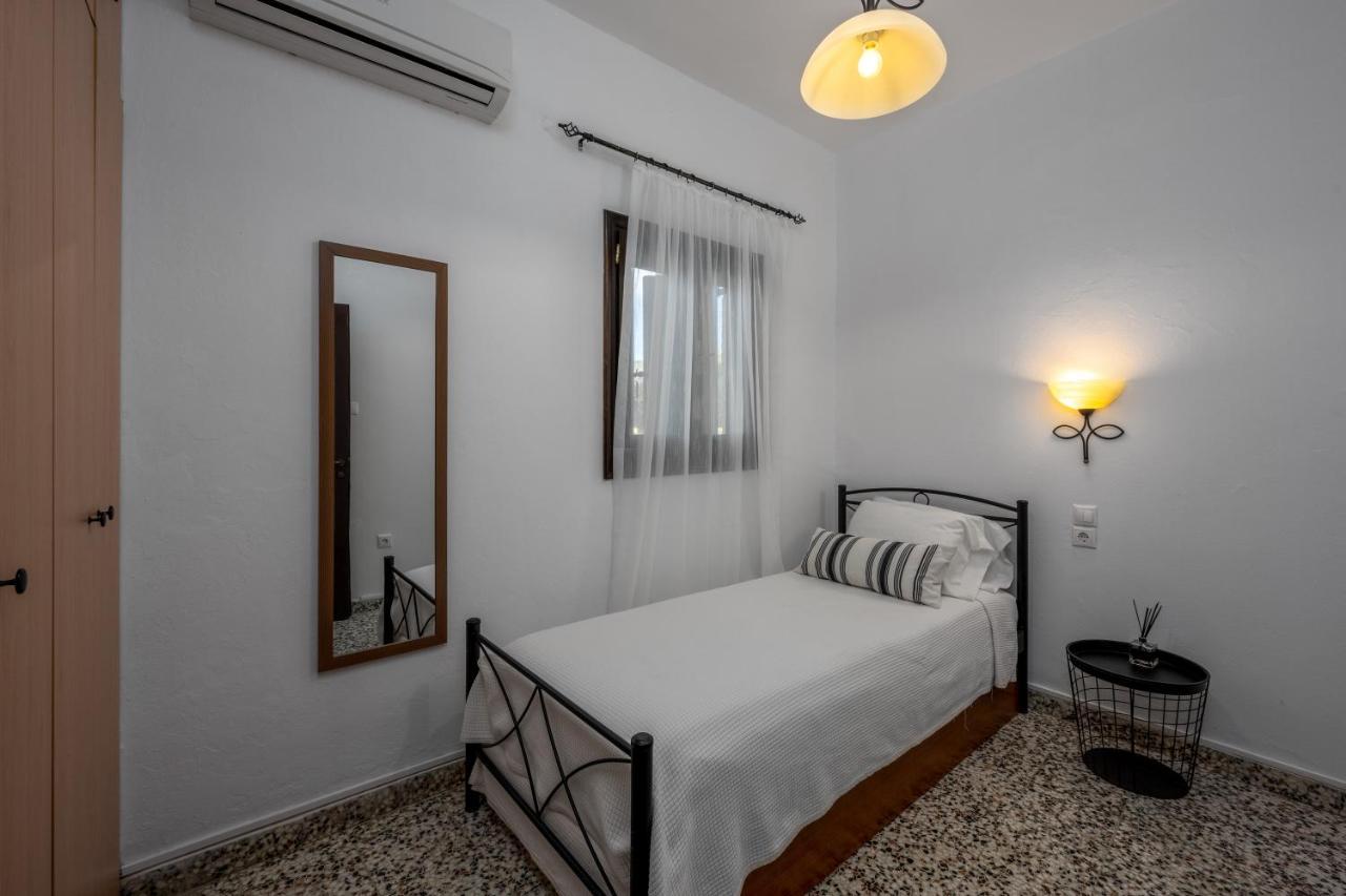 Old Town Villa 3 *