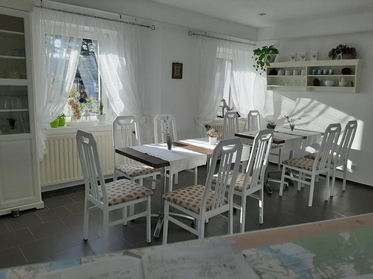 Pension Mark (Adults Only) em Hoyerswerda