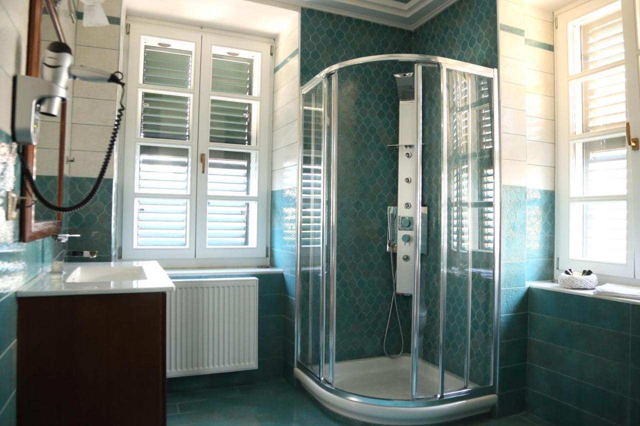 Nostos Hotel 3 *