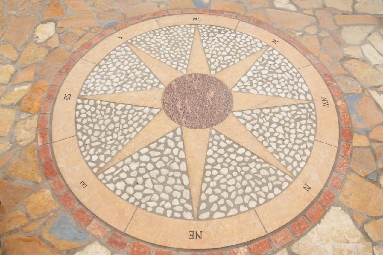 Nostos Hotel 3 *