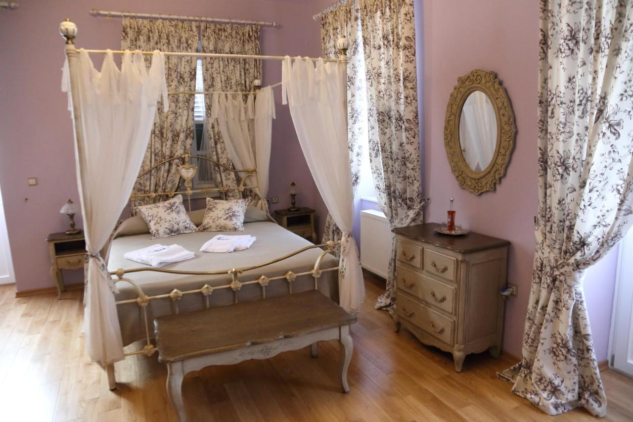 Nostos Hotel 3 *