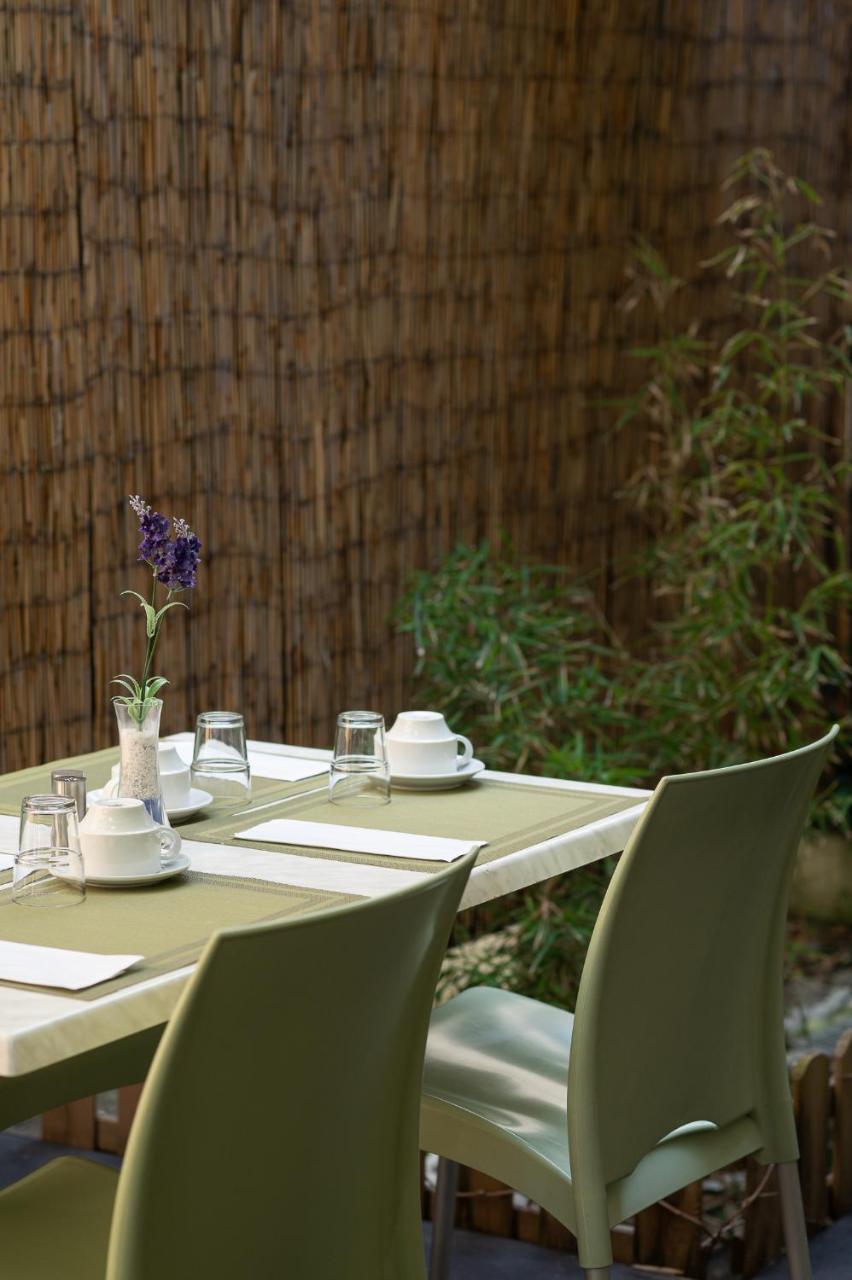 Hotel Akropol 3 *