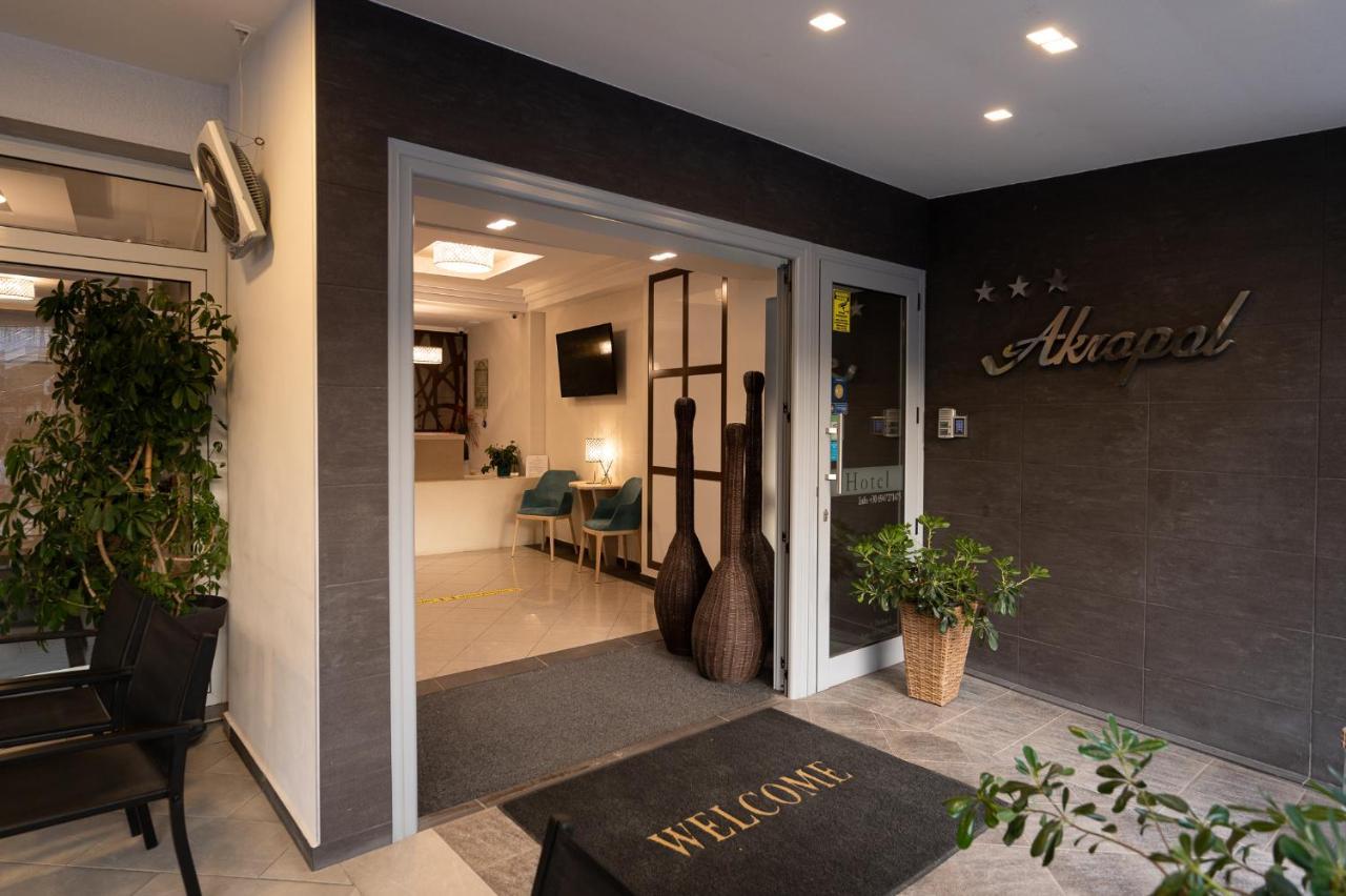 Hotel Akropol 3 *