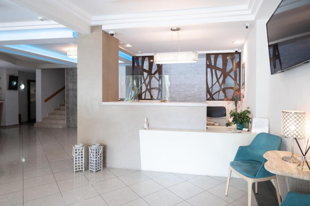 Hotel Akropol 3 *