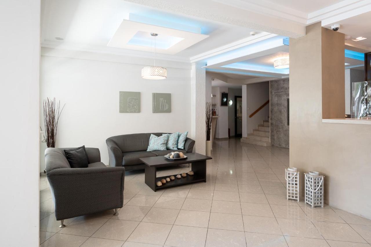 Hotel Akropol 3 *