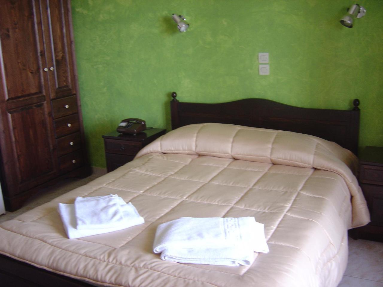 Porto Lourbas Hotel 3 *