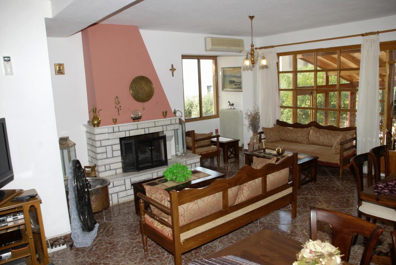 Porto Lourbas Hotel 3 *