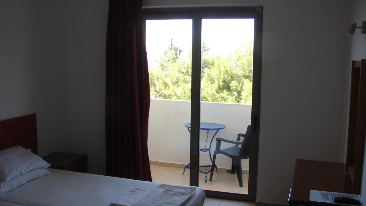 Apostolis Studios Apartments 3 *