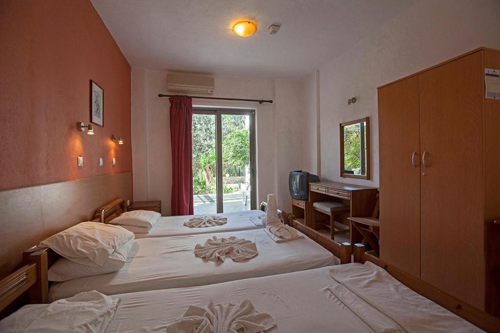 Apostolis Studios Apartments 3 *