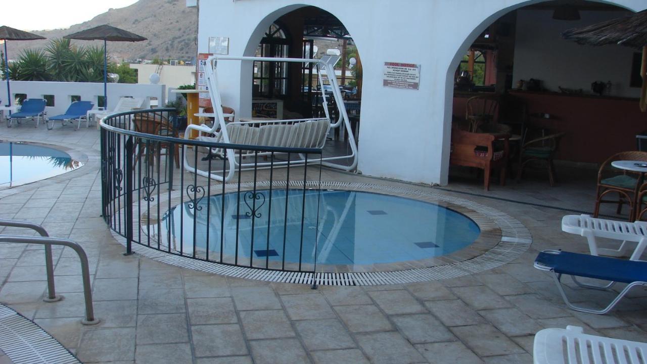 Apostolis Studios Apartments 3 *