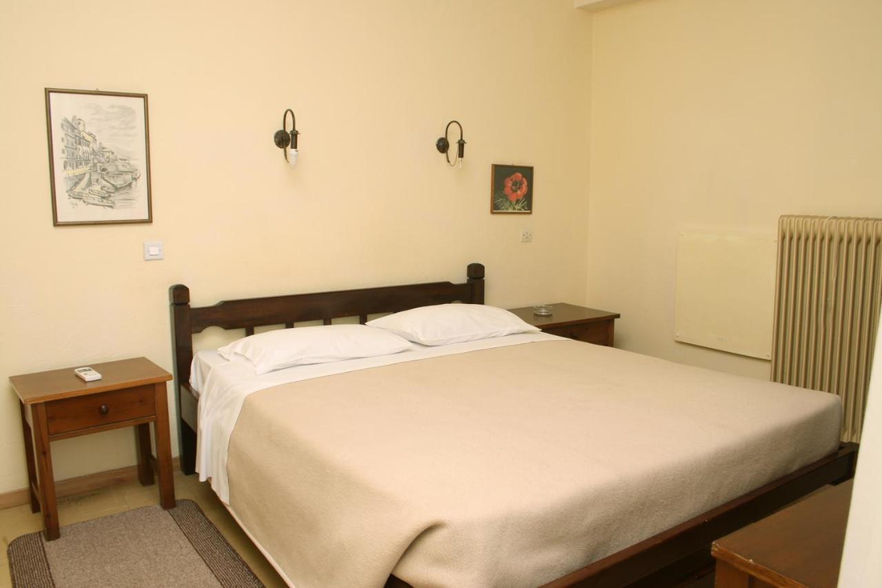 Hotel Iliahtides 3 *