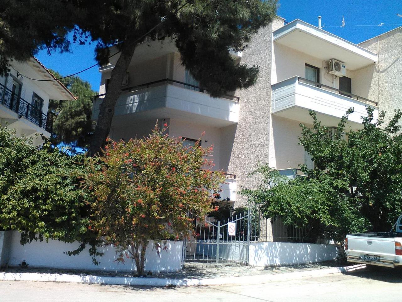 Hotel Iliahtides 3 *