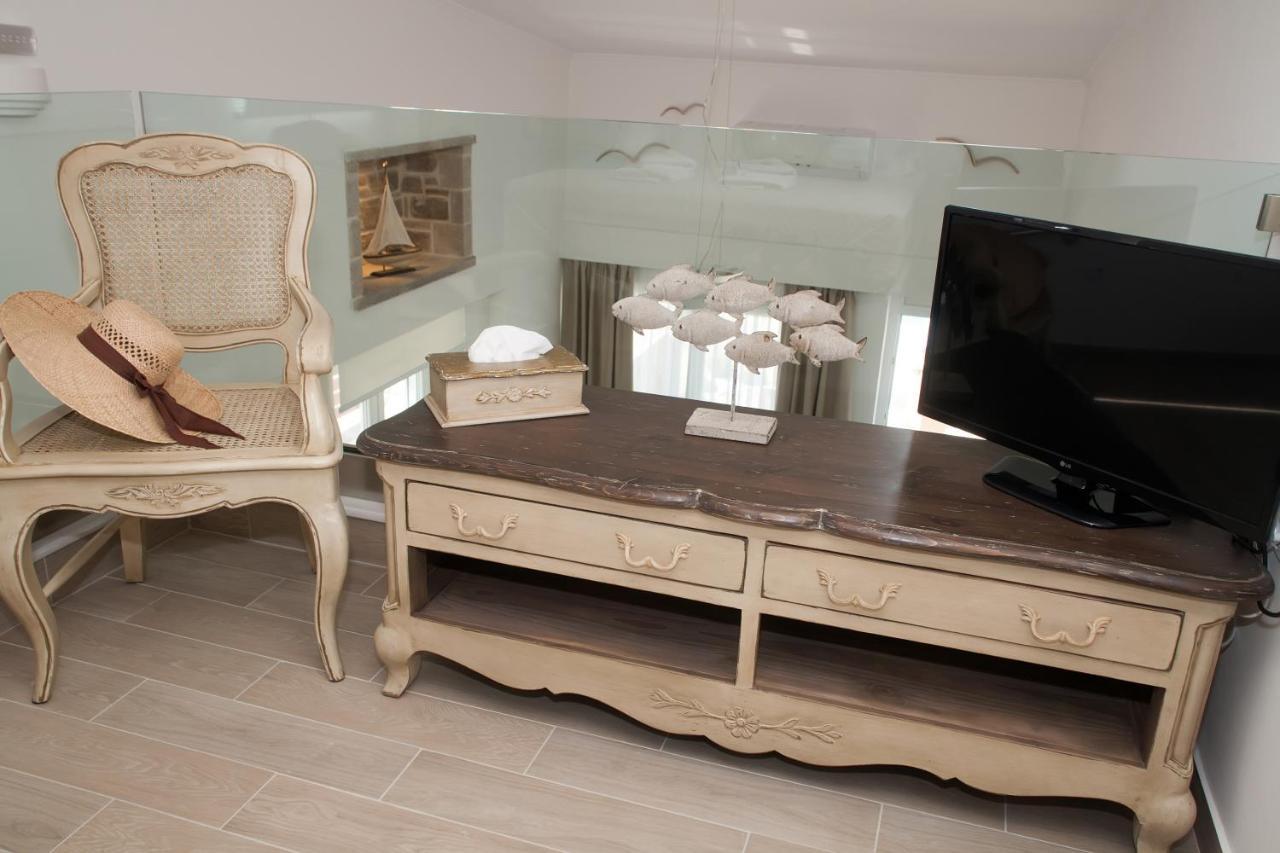 Blue Horizon Villa & Suites 