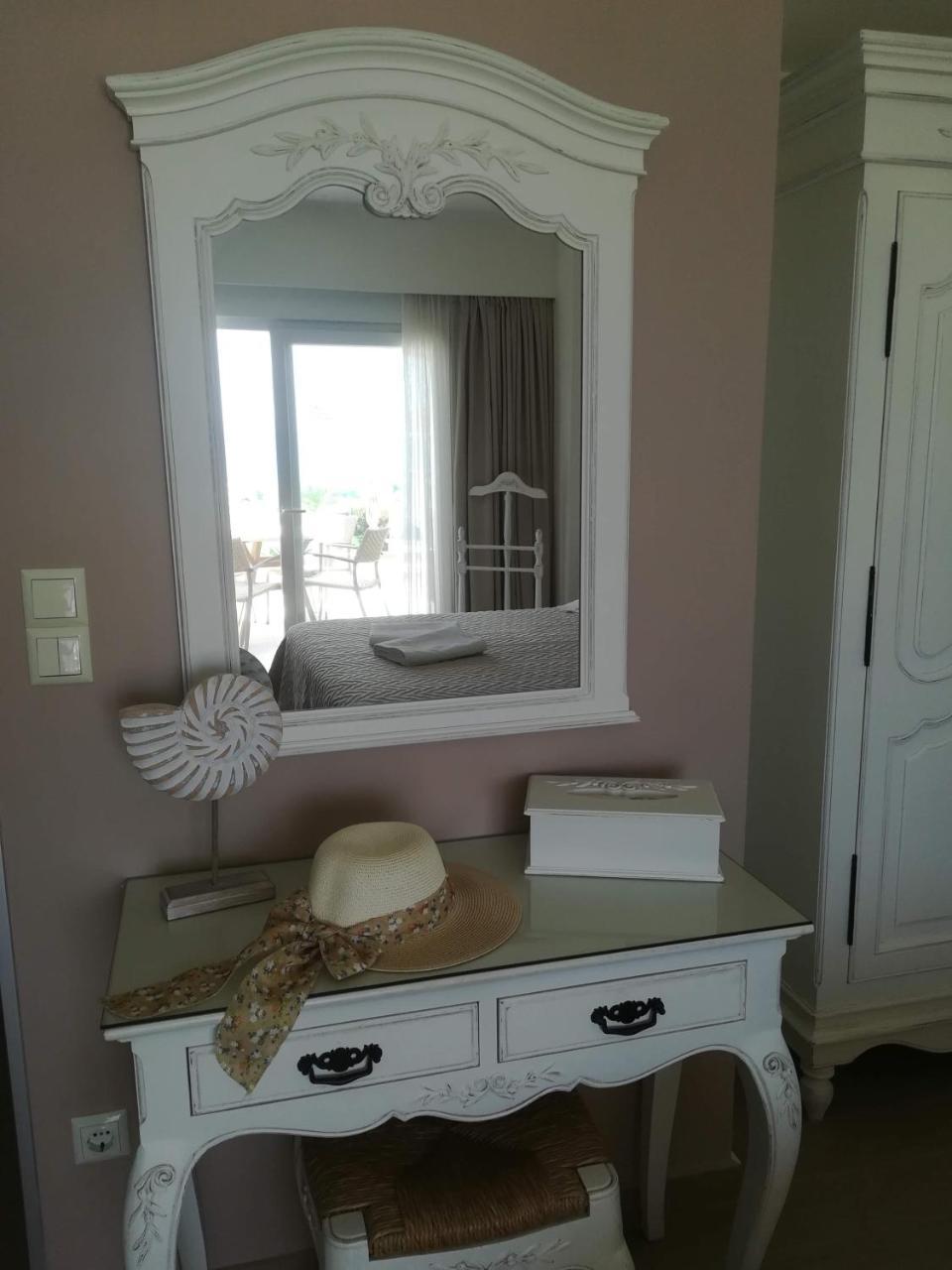 Blue Horizon Villa & Suites 