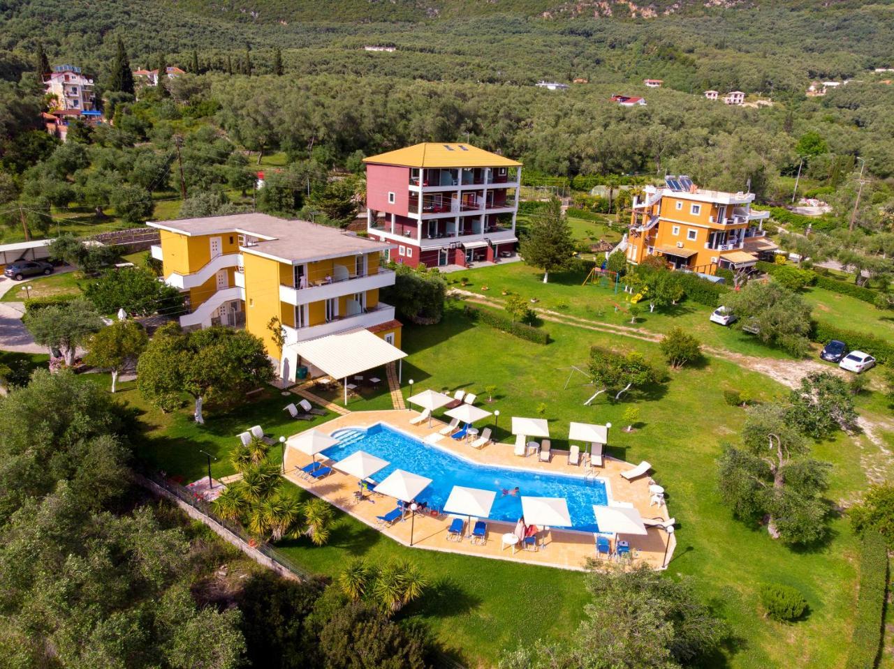 Aristidis Garden  - pic #28