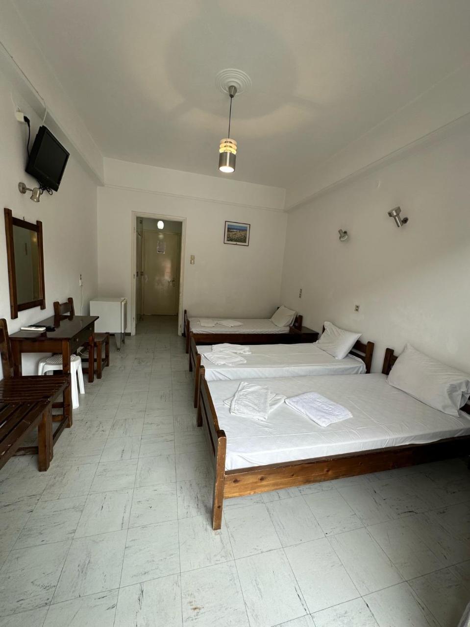 Galini Hotel 2 *