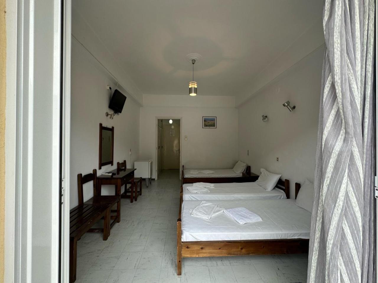 Galini Hotel 2 *