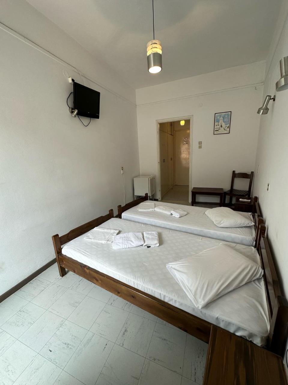Galini Hotel 2 *
