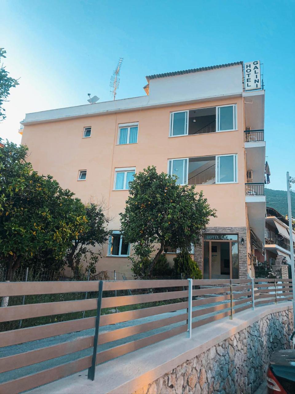 Galini Hotel 2 *