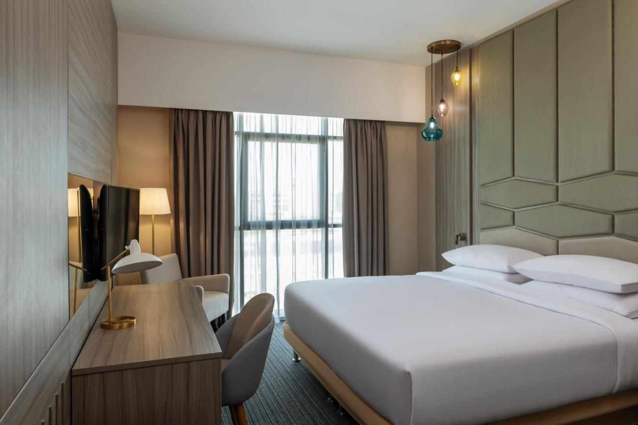 Four Points by Sheraton Production City, Dubai