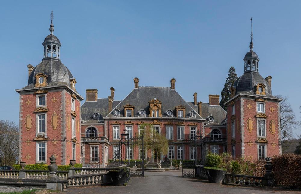 Domaine du Chateau de la Neuville in Liege-region
