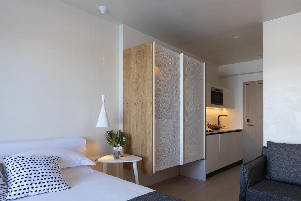 Akrogiali Beach Hotel 3 * Akrogiali Beach Hotel 3 *