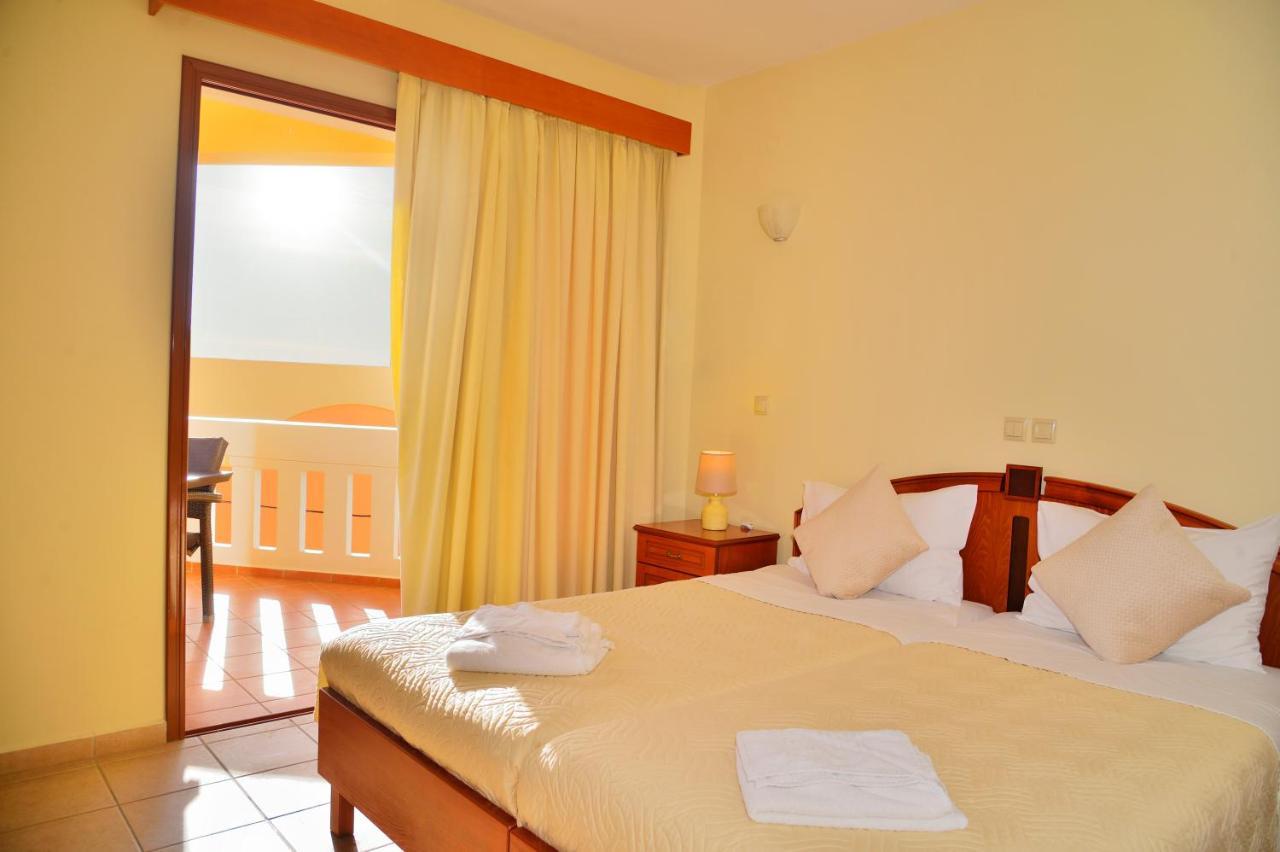 Maria Beach Hotel 2 *