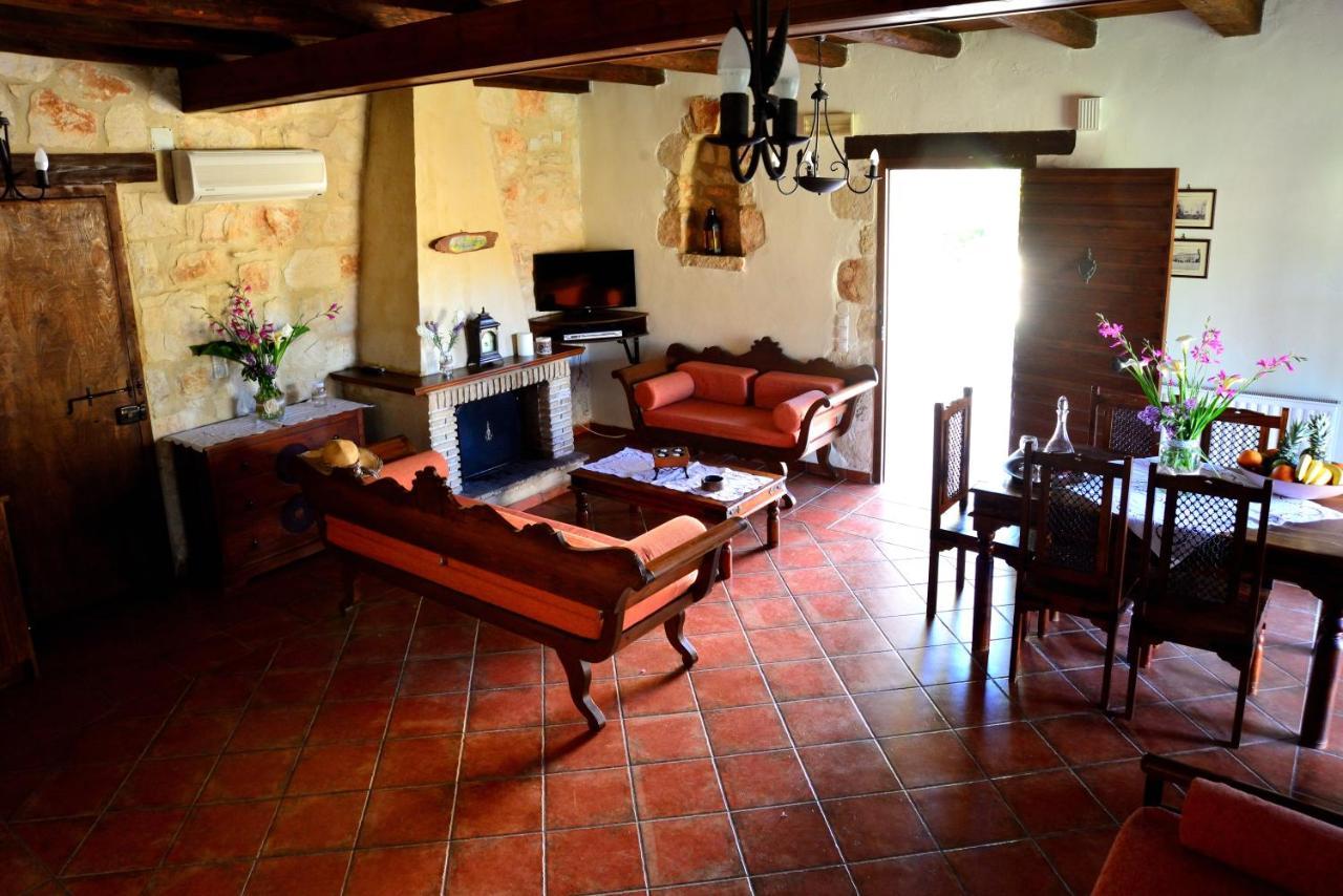 Viatzo Villas 