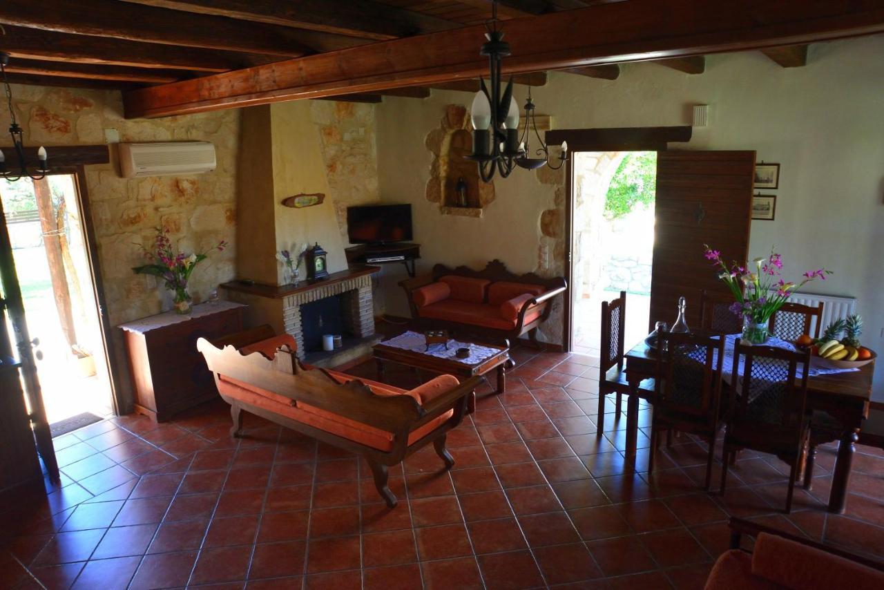 Viatzo Villas 