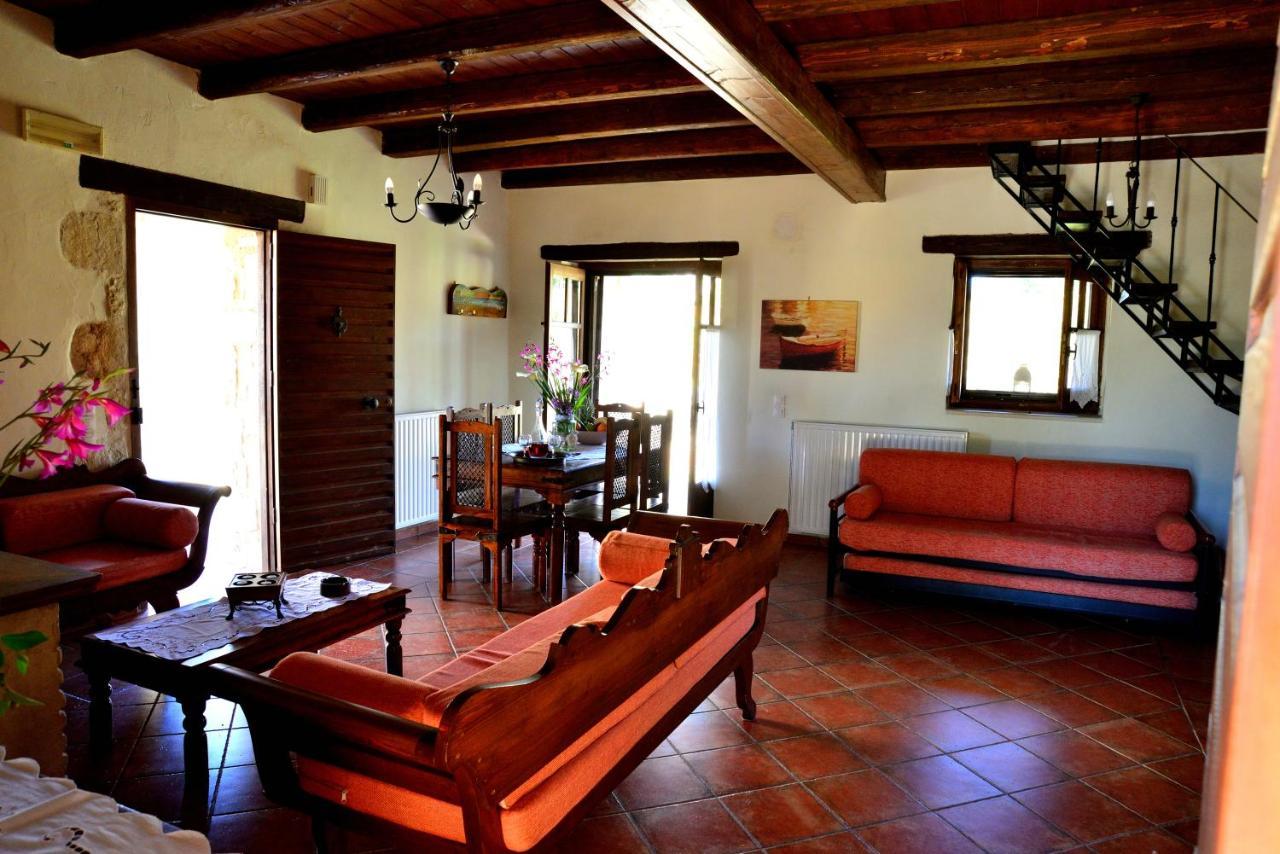 Viatzo Villas 