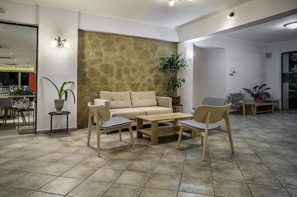 Amaryllis Hotel 3 *