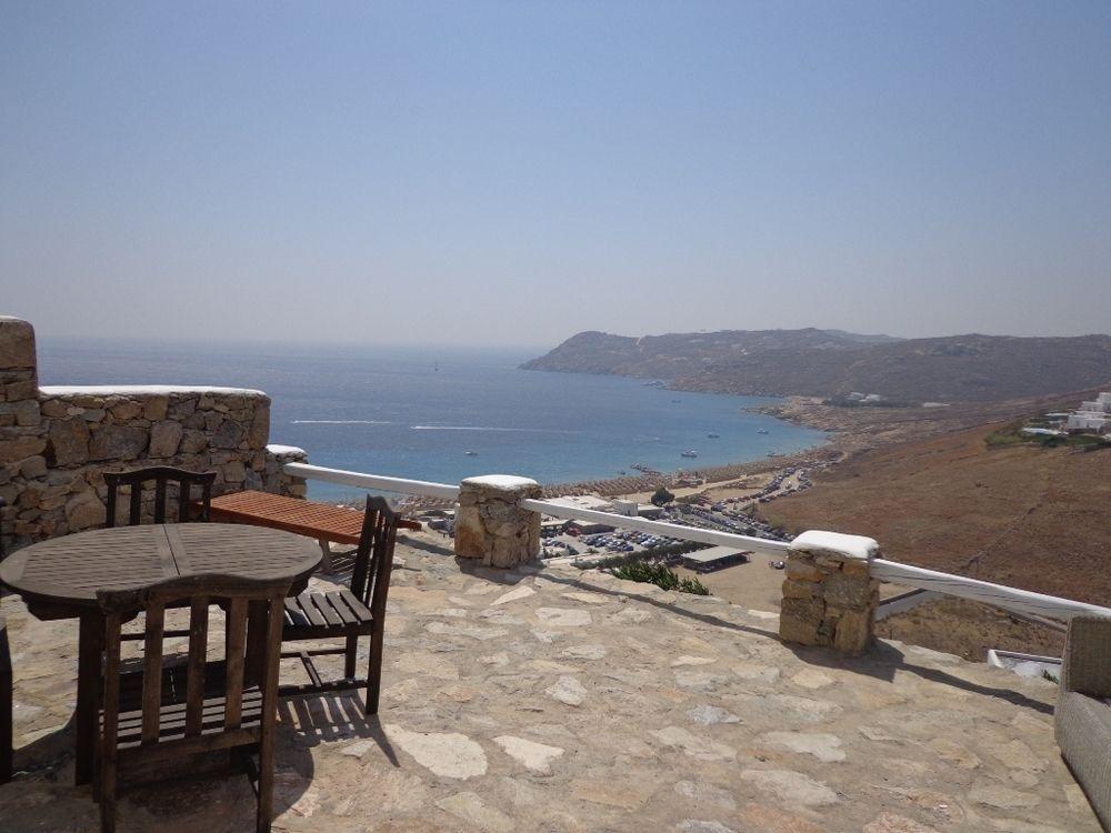 Elia Houses 3 *