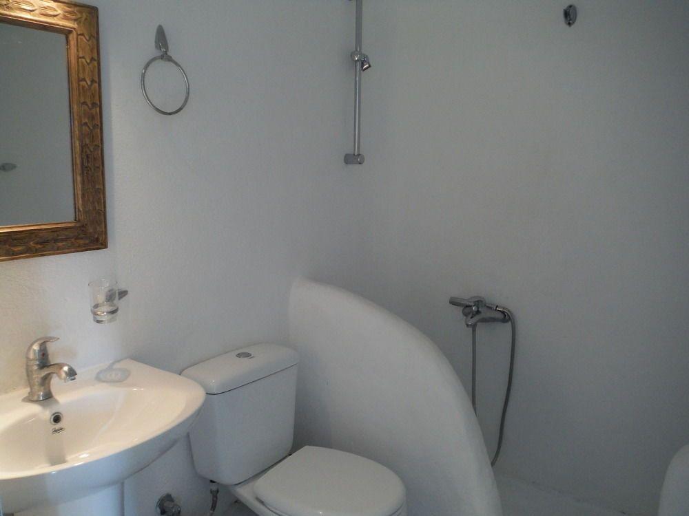 Elia Houses 3 *