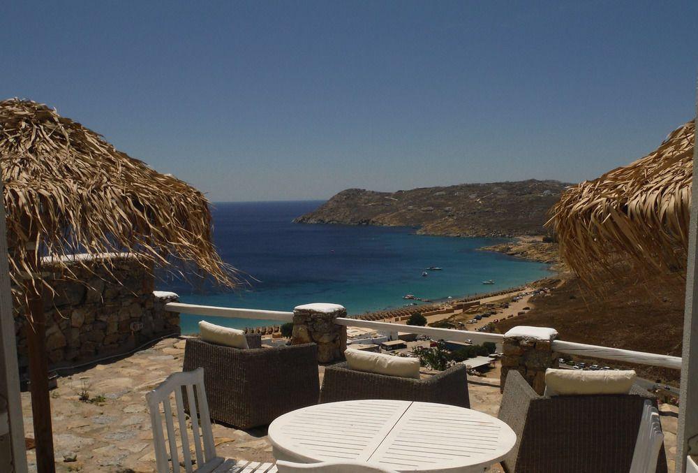 Elia Houses 3 *