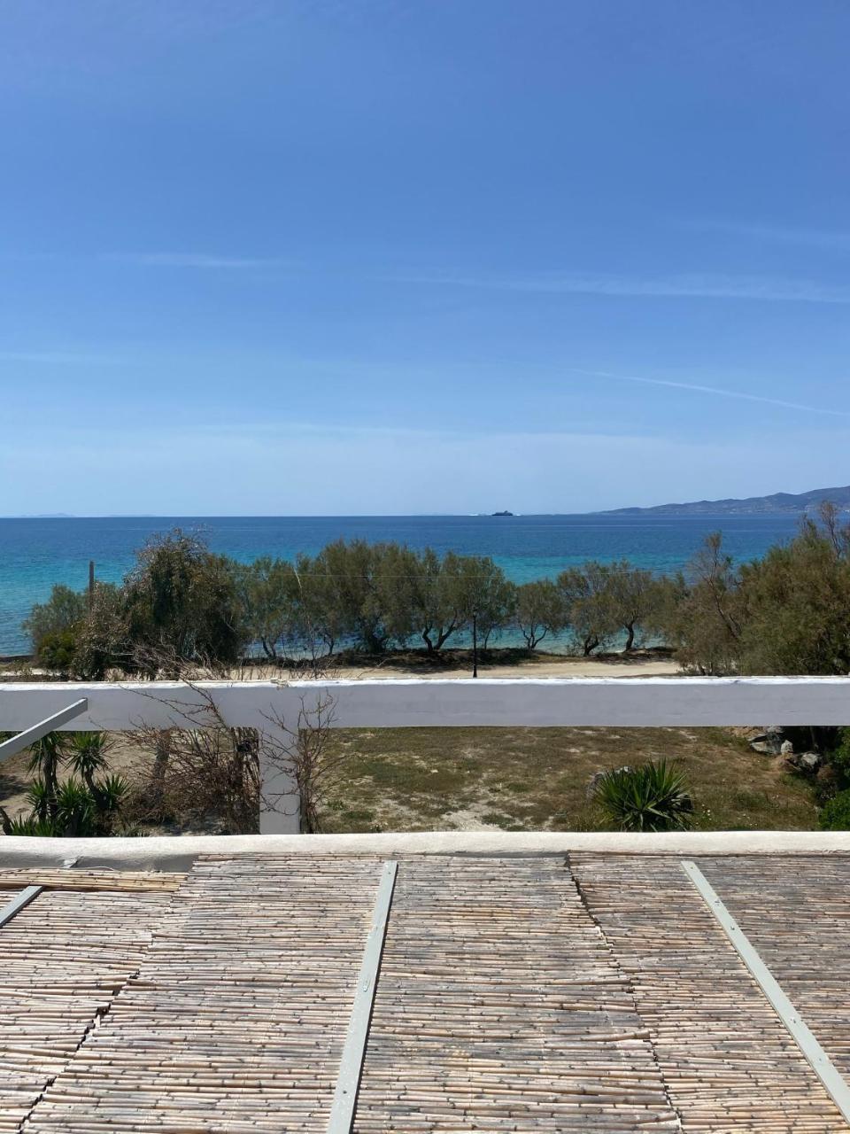 Thalassa Naxos 3 *
