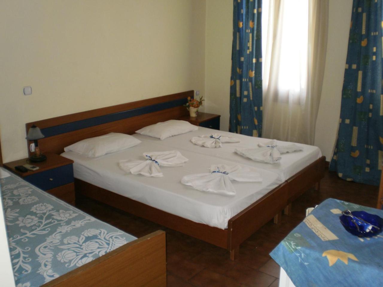 Pia Rooms 