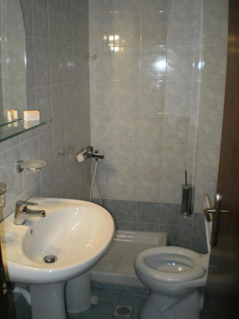 Pia Rooms 