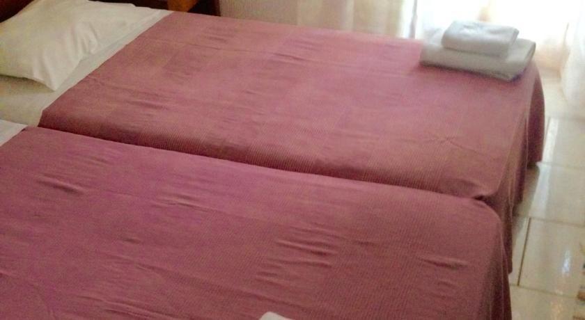 Stella Rooms 2 *
