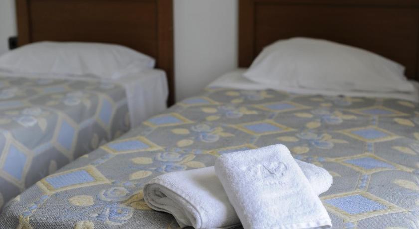Stella Rooms 2 *