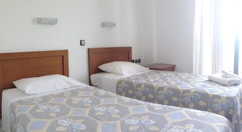 Stella Rooms 2 *