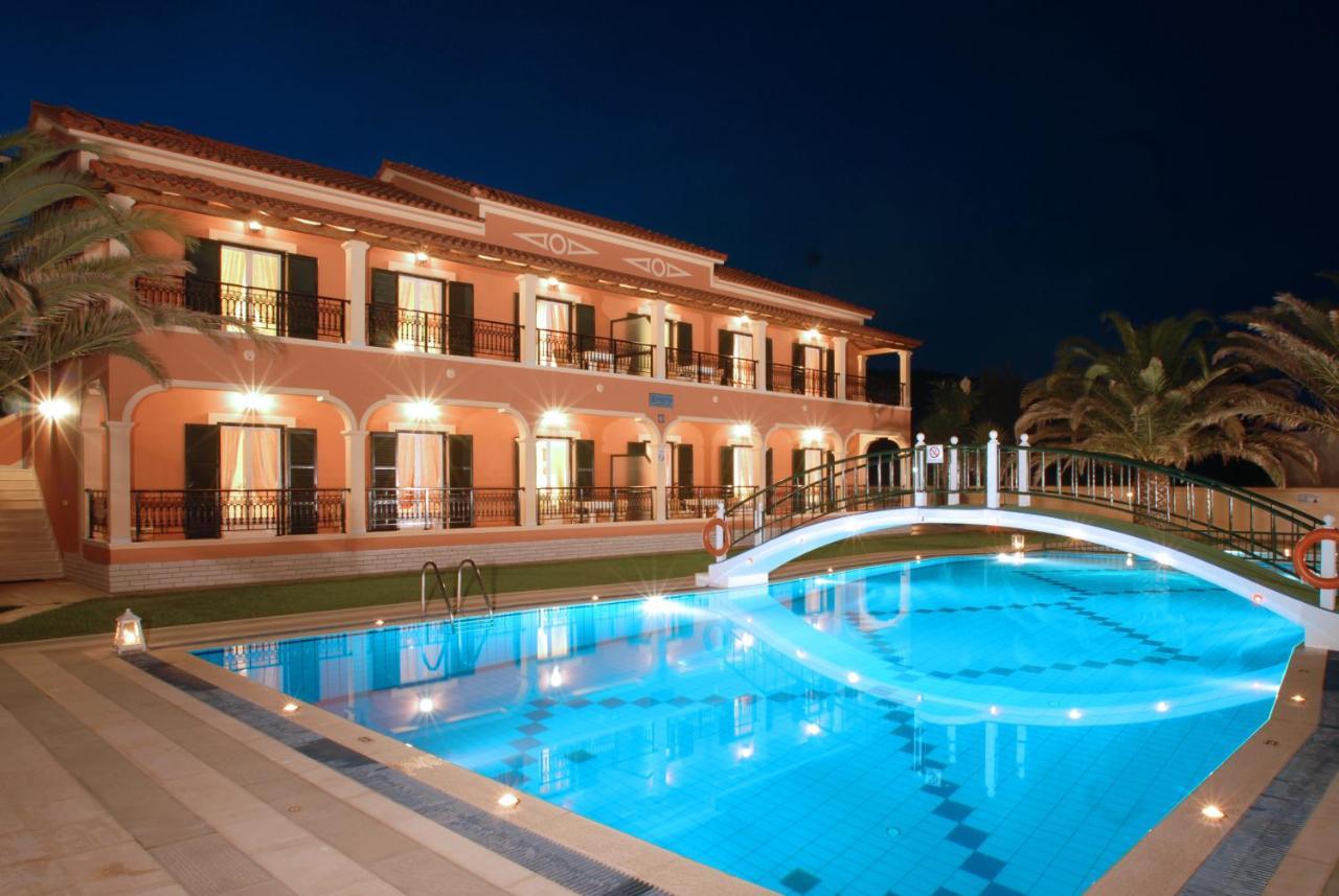 Dimitris Apartments 