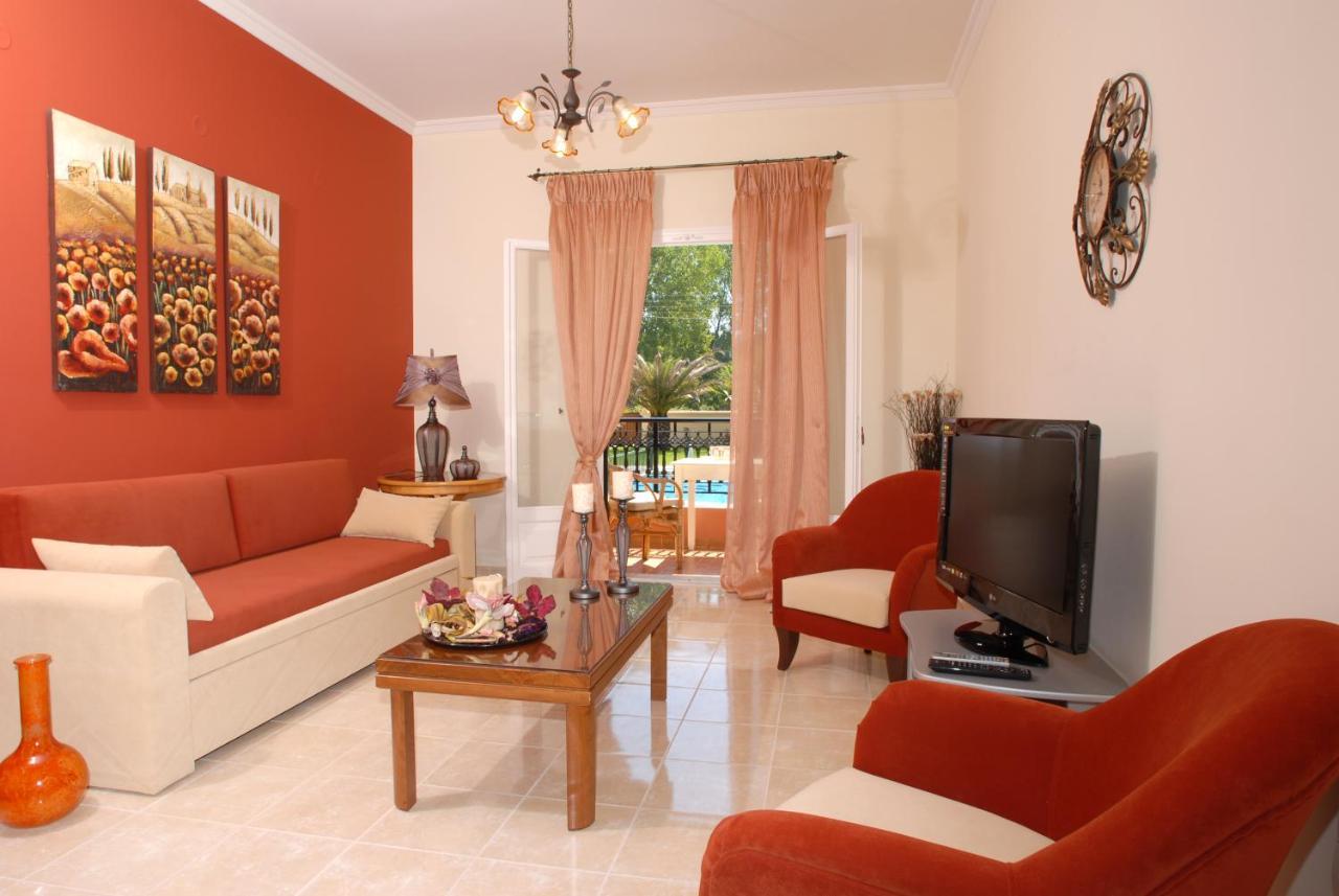 Dimitris Apartments 