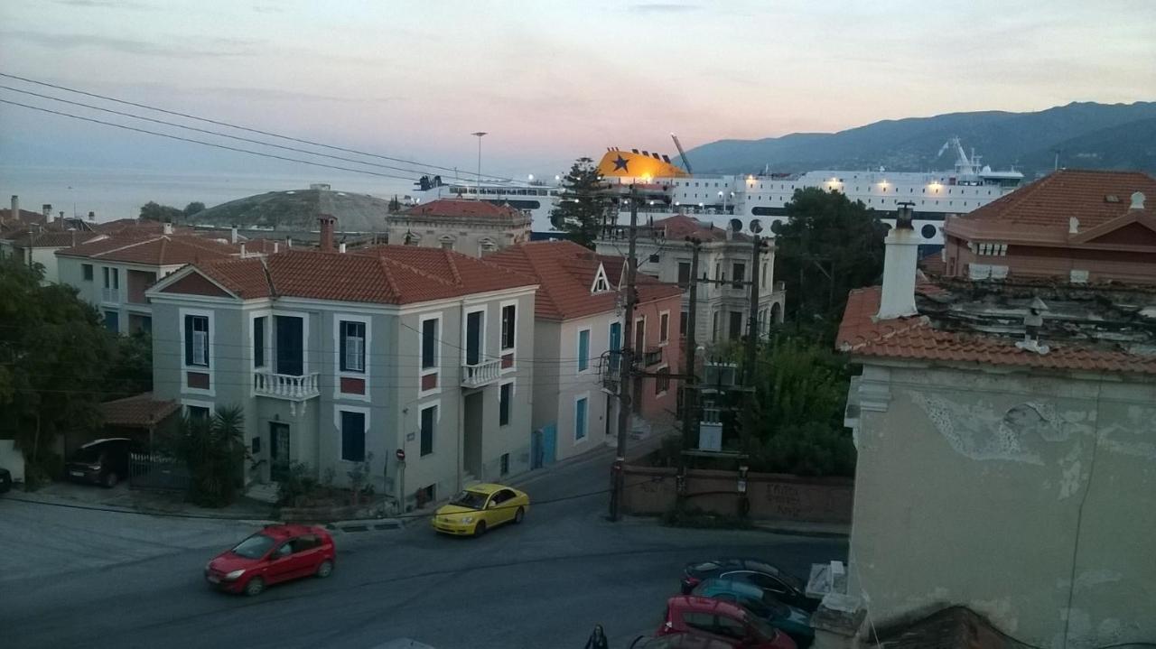 Orfeas Hotel 3 *